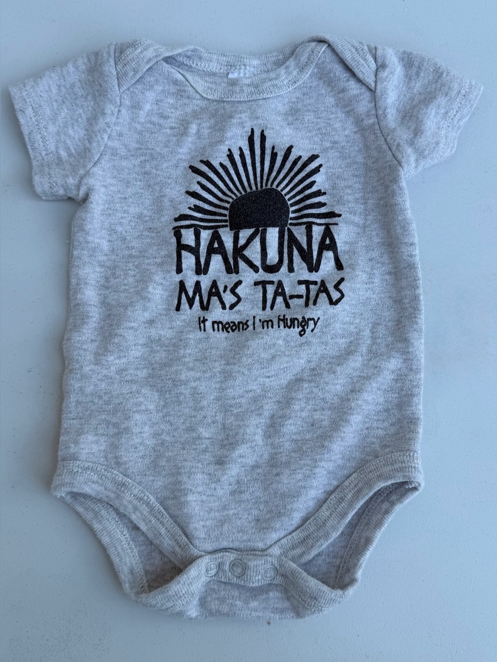 Hakuna Ma's Ta Tas Baby Onesie Newborn Gray 100% Cotton Funny